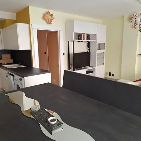 Gelijkvloers In Hartje Lejlighed