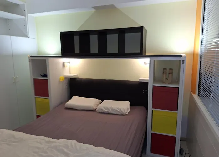 Gelijkvloers In Hartje * Остенде