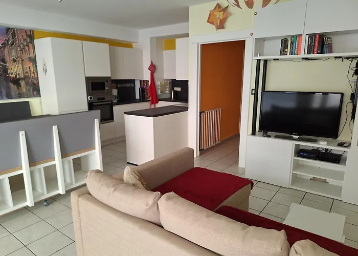 Апартаменты Gelijkvloers In Hartje