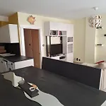 Gelijkvloers In Hartje Appartement